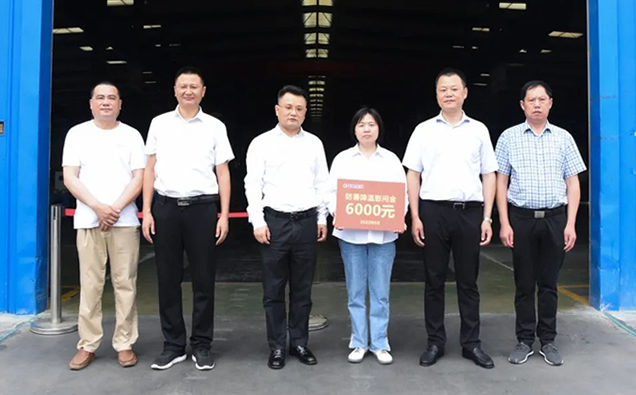 天康集团总经理毛文章深入生产一线开展防暑降温慰问活动 天康集团总经理毛文章深入生产一线开展防暑降温慰问活动